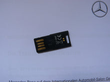 Lade das Bild in den Galerie-Viewer, Mercedes-Benz AMG C43 - Geneva Motor Show Pressemappe + USB press-kit 03.2016