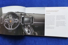 Lade das Bild in den Galerie-Viewer, Porsche Cayenne S Diesel Hybrid GTS Turbo - Hardcover Prospekt Brochure 03.2015