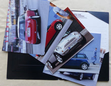 Lade das Bild in den Galerie-Viewer, MINI One Cooper Typ R50 - Pressemappe Fotos press-kit 02.2001