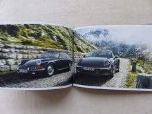 Lade das Bild in den Galerie-Viewer, Porsche 911 50 Jahre Jubiläumsmodell - Hardcover Prospekt Brochure 04.2013