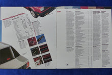 Lade das Bild in den Galerie-Viewer, Chevrolet 1986 Spectrum Sedan Hatchback US-Prospekt Brochure 08.1985 Großformat