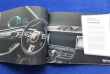 Lade das Bild in den Galerie-Viewer, Porsche Macan S MJ 2019 - Hardcover Prospekt Brochure 12.2018