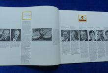 Lade das Bild in den Galerie-Viewer, Porsche Firma Historie Zahlen & Fakten Modelle Sport - Prospekt Brochure 04.1984