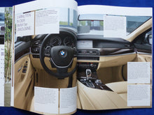 Lade das Bild in den Galerie-Viewer, BMW 5er Limousine 550i Typ F10 MJ 2011 - Prospekt Brochure + Preisliste 09.2010