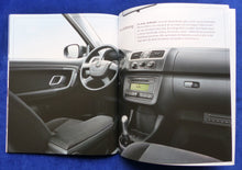 Lade das Bild in den Galerie-Viewer, Skoda Roomster MJ 2010 - Prospekt Brochure + Preisliste 04.2009