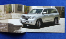 Lade das Bild in den Galerie-Viewer, Toyota Land Cruiser V8 MJ 2011 - Prospekt Brochure + Preisliste 09.2010