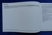 Lade das Bild in den Galerie-Viewer, Toyota Land Cruiser V8 MJ 2011 - Prospekt Brochure + Preisliste 09.2010