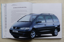 Lade das Bild in den Galerie-Viewer, VW Sharan MJ 2000 - Buch Hardcover Prospekt Brochure 05.1999