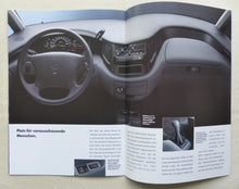 Lade das Bild in den Galerie-Viewer, Toyota Previa MJ 1992 - Prospekt Brochure + Daten & Ausstattungen 03.1992