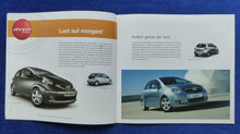 Lade das Bild in den Galerie-Viewer, Toyota Modellprogramm 2008 Aygo Yaris RAV4 - Prospekt + Preisliste 04.2008