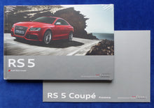 Lade das Bild in den Galerie-Viewer, Audi RS 5 Coupe quattro MJ 2010 - Hardcover Prospekt + Preisliste 02.2010