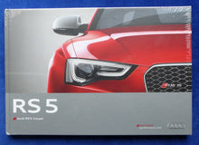 Lade das Bild in den Galerie-Viewer, Audi RS 5 Coupe quattro MJ 2013 - Hardcover Prospekt + Preisliste 02.2013