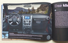 Lade das Bild in den Galerie-Viewer, Jeep Wrangler MJ 2010 - Prospekt Brochure + Preisliste 10.2009
