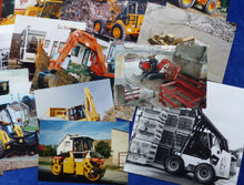 Lade das Bild in den Galerie-Viewer, Konvolut 28 Pressefotos press photos Bagger JCB Gehl Bobcat Hanix Manitou