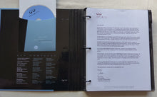 Lade das Bild in den Galerie-Viewer, Infiniti 2000 Q45 I30 G20 QX4 - Hardcover US-Pressemappe press kit 1999 USA