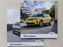 Lade das Bild in den Galerie-Viewer, Kia Stonic Platinum Edition MJ 2018 - Prospekt Brochure + Preisliste 09.2017