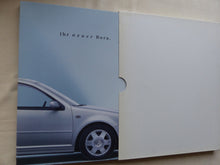 Lade das Bild in den Galerie-Viewer, VW Bora Limousine - Buch Hardcover Prospekt Brochure 03.1999