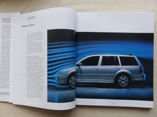 Lade das Bild in den Galerie-Viewer, VW Bora & Bora Variant MJ 2000 - Buch Hardcover Prospekt Brochure 12.1999