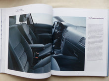 Lade das Bild in den Galerie-Viewer, VW Bora & Bora Variant MJ 2000 - Buch Hardcover Prospekt Brochure 12.1999
