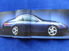 Lade das Bild in den Galerie-Viewer, Porsche 911 Carrera Coupe Cabrio Typ 996 - Hardcover Prospekt Brochure 02.1998