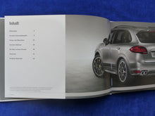 Lade das Bild in den Galerie-Viewer, Porsche Exclusive Cayenne Turbo MJ 2013 - Hardcover Prospekt Brochure 02.2012
