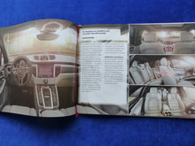 Lade das Bild in den Galerie-Viewer, Porsche Macan S Turbo MJ 2014 - Hardcover Prospekt Brochure + Preisliste 11.2013