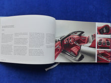 Lade das Bild in den Galerie-Viewer, Porsche Boxster S Typ 981 MJ 2013 - Hardcover Prospekt Brochure 10.2012