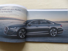 Lade das Bild in den Galerie-Viewer, Audi A8 quattro Premiere Typ D5 - Hardcover Prospekt Brochure 09.2017 in Box