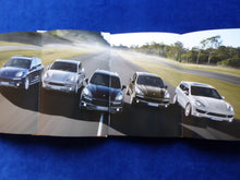 Lade das Bild in den Galerie-Viewer, Porsche Cayenne S Diesel Turbo MJ 2012 - Hardcover Prospekt + Preisliste 06.2011