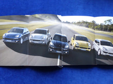 Lade das Bild in den Galerie-Viewer, Porsche Cayenne Diesel S Hybrid Turbo - Hardcover Prospekt Brochure 03.2010