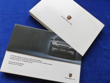 Lade das Bild in den Galerie-Viewer, Porsche Cayenne S Turbo MJ 2003 - Hardcover Prospekt Brochure 06.2002 im Schuber