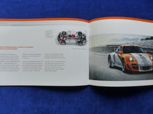 Lade das Bild in den Galerie-Viewer, Porsche Intelligent Performance - Boxster E 911 GT3 - Prospekt Brochure 04.2011