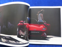Lade das Bild in den Galerie-Viewer, Mazda MX-5 RF Roadster MJ 2019 - Prospekt Brochure + Preisliste 06.2019