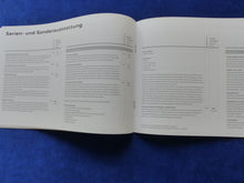 Lade das Bild in den Galerie-Viewer, Audi RS 4 Avant quattro - Hardcover Prospekt Brochure + Preisliste 04.2013