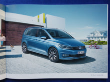 Lade das Bild in den Galerie-Viewer, VW Touran Black Style R-Line MJ 2019 - Prospekt Brochure 11.2018
