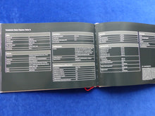 Lade das Bild in den Galerie-Viewer, Porsche Cayenne Turbo S MJ 2013 - Hardcover Prospekt Brochure 10.2012