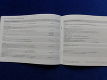 Lade das Bild in den Galerie-Viewer, Toyota RAV4 Black Edition MJ 2021 - Prospekt Brochure + Preisliste 01.2021