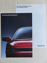 Lade das Bild in den Galerie-Viewer, Toyota Programm 1990 HiLux Model F Corolla Celica - Prospekt + Daten 06.1989