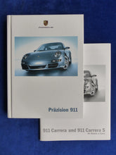 Lade das Bild in den Galerie-Viewer, Porsche 911 Carrera S Typ 997 MJ 2005 - Hardcover Prospekt + Preisliste 06.2004