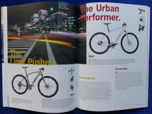 Lade das Bild in den Galerie-Viewer, Porsche Select Magazin Frühjahr 2014 Driver's Selection Lifestyle Martini Bikes