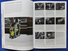 Lade das Bild in den Galerie-Viewer, VW Einstiegshilfen Fahrhilfen Multivan Caddy MJ 2012 - Prospekt Brochure 08.2011