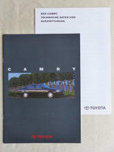 Lade das Bild in den Galerie-Viewer, Toyota Camry Limousine Combi MJ 1995 - Prospekt Brochure + Daten 05.1994