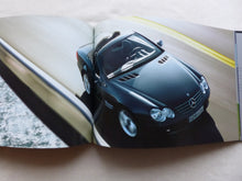 Lade das Bild in den Galerie-Viewer, Mercedes SL 55 AMG Roadster MJ 2004 - Hardcover Prospekt + Preisliste 07.2003