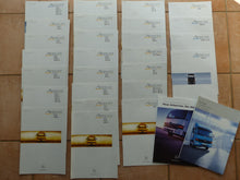Lade das Bild in den Galerie-Viewer, Konvolut 31 Prospekte Mercedes LKW Atego 715 815 817 923 1523 1823 2523 2528
