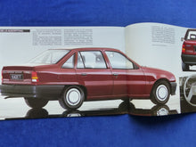 Lade das Bild in den Galerie-Viewer, Opel Kadett MJ 1986 - Prospekt Brochure + Daten & Ausstattungen 09.1985