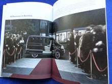 Lade das Bild in den Galerie-Viewer, VW Bus T5 Multivan Business MJ 2008 - Hardcover Prospekt + Preisliste 05.2007