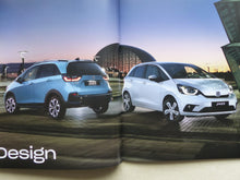Lade das Bild in den Galerie-Viewer, Honda Jazz eHEV Hybrid MJ 2022 - Prospekt Brochure + Preisliste 02.2022