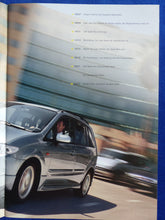 Lade das Bild in den Galerie-Viewer, Mazda Premacy MJ 2002 - Prospekt Brochure + Daten & Ausstattungen 09.2001