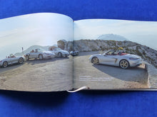 Lade das Bild in den Galerie-Viewer, Porsche Boxster 25 Jahre Jubiläumsmodell MJ 2021 - Hardcover Prospekt 11.2020