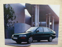 Lade das Bild in den Galerie-Viewer, Toyota Corolla MJ 1994 - Prospekt Brochure + Daten & Ausstattungen 03.1994